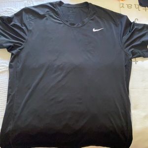Nike fitted dri-fit shirt